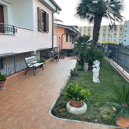 Villa Antonella Pozzilli Bagian luar foto