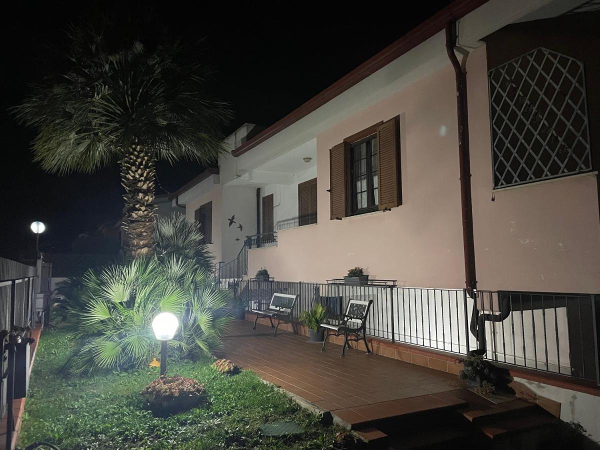 Villa Antonella Pozzilli Bagian luar foto